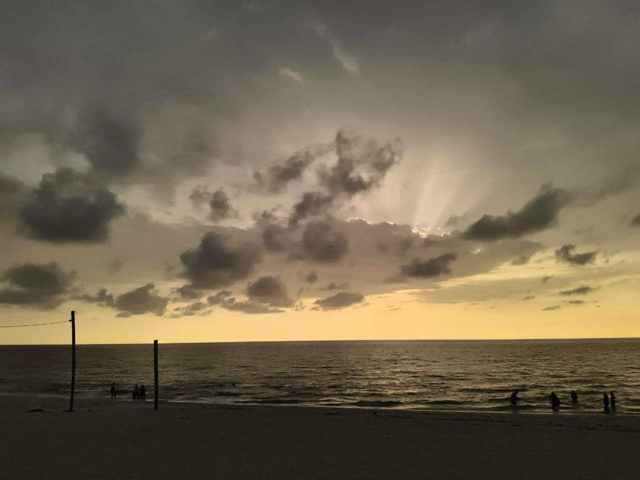 Marrari Felix Home Alappuzha Bagian luar foto